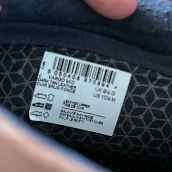 Men’s Clarks Size 10.5 - Picture 7 of 8